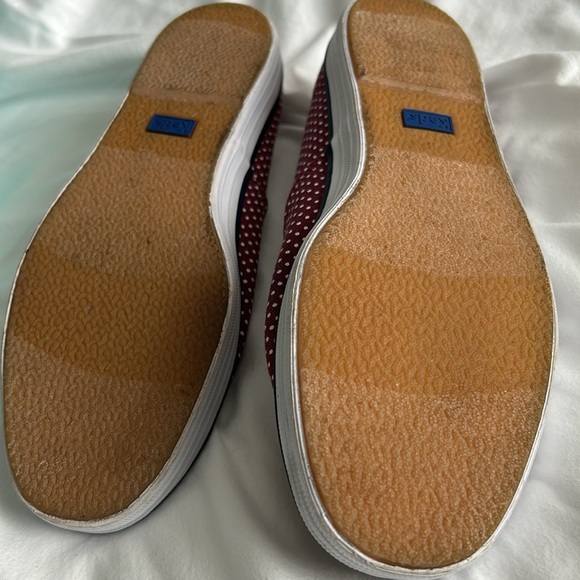 Keds burgundy size 8 1/2 - Picture 4 of 6
